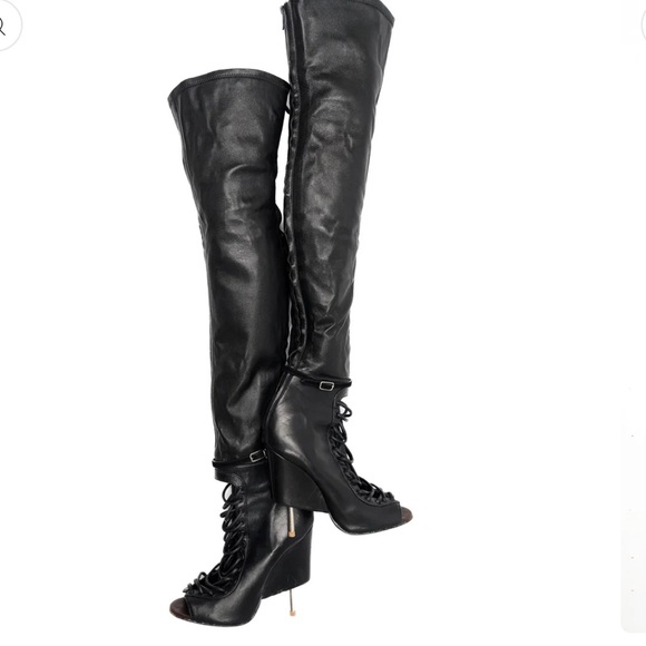 GIVENCHY THIGH BOOT - Picture 11 of 12